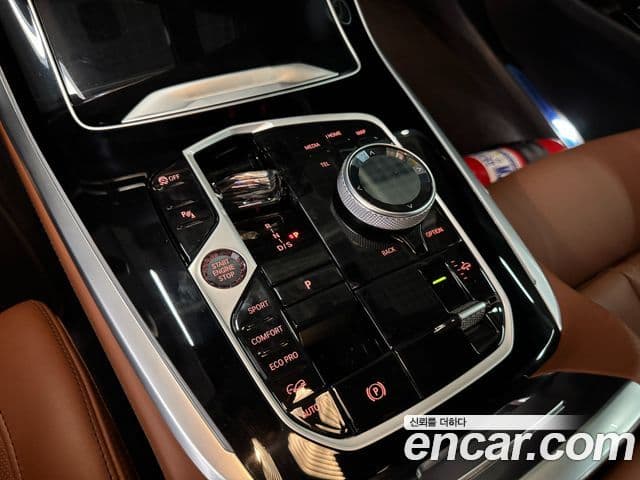 BMW X7 2024 — ფოტო 7/20