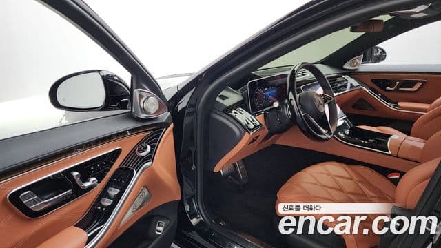 Mercedes-Benz S-Class 2023 — Photo 3/20