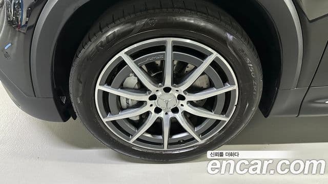 Mercedes-Benz GLB-Class 2023 — Şəkil 5/20