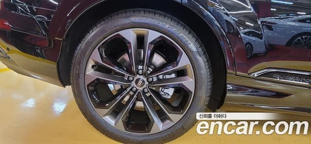 Audi Q7 2026 — Şəkil 9/10