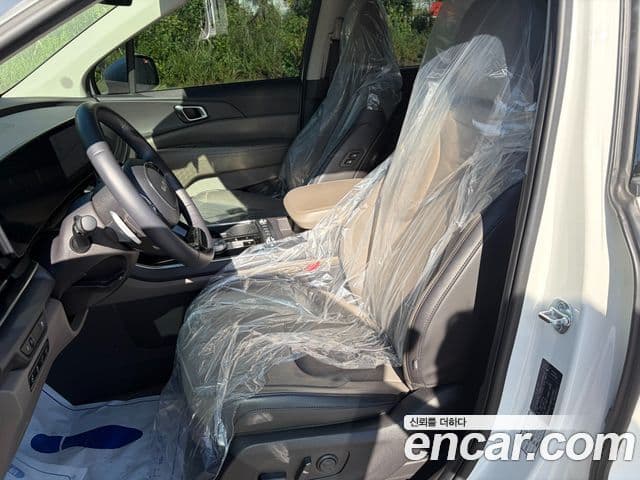 Kia Carnival 2024 — Şəkil 8/19