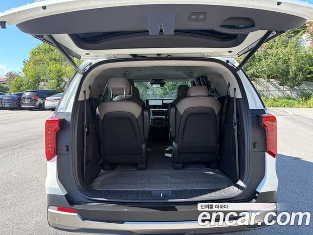 Kia Carnival 2024 — Şəkil 19/19