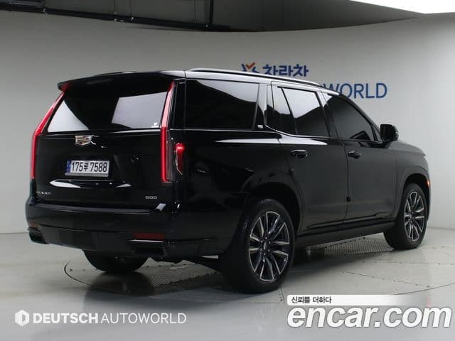 Cadillac Escalade 2023 — ფოტო 1/20