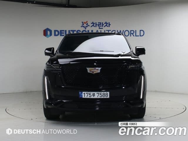 Cadillac Escalade 2023 — ფოტო 2/20