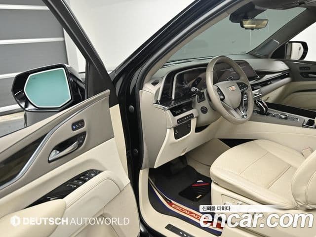 Cadillac Escalade 2023 — ფოტო 10/20
