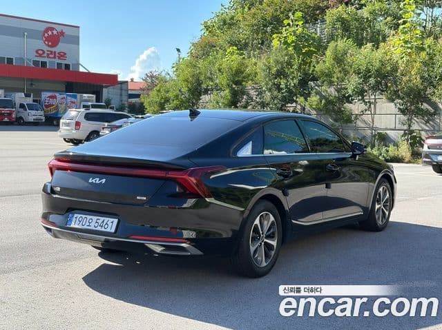 Kia K8 2022 — ფოტო 2/17