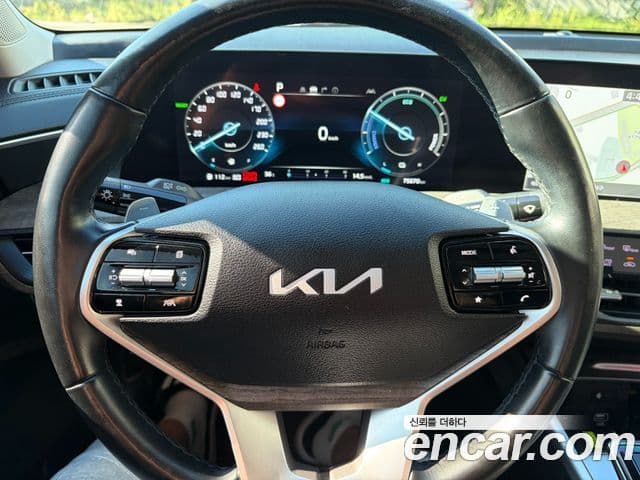 Kia K8 2022 — ფოტო 11/17