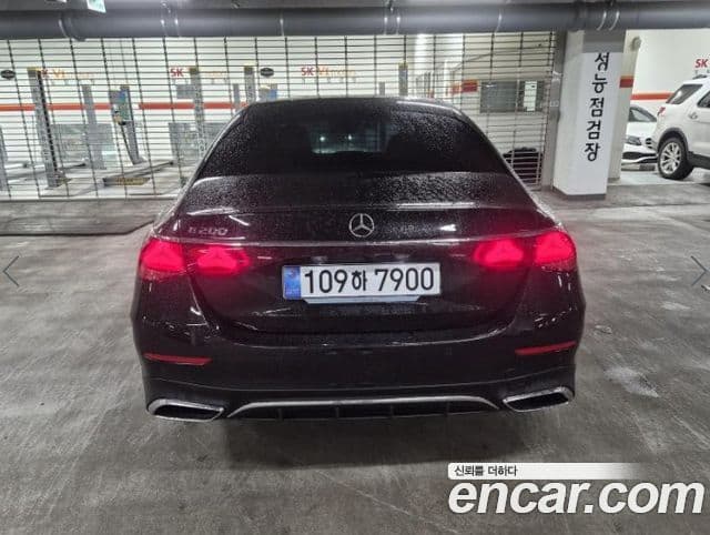 Mercedes-Benz E-Class 2025 — ფოტო 1/7