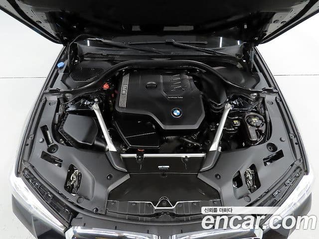BMW 5 Series 2021 — фото 5 из 20