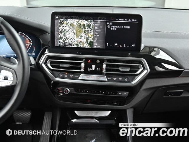 BMW X3 2022 — ფოტო 14/20