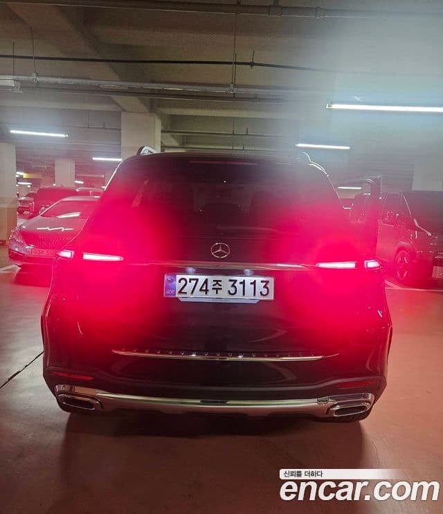 Mercedes-Benz GLE-Class 2023 — Photo 10/13