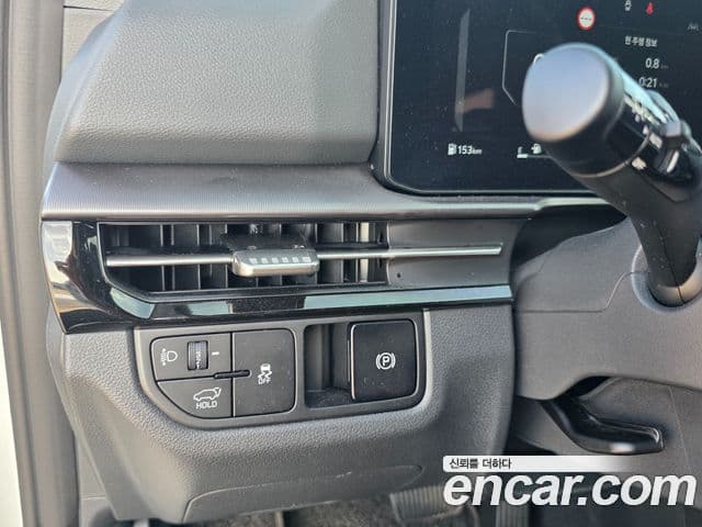 Kia Sportage 2025 — ფოტო 13/14