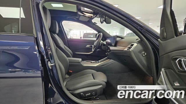 BMW 3 Series 2025 — ფოტო 16/20