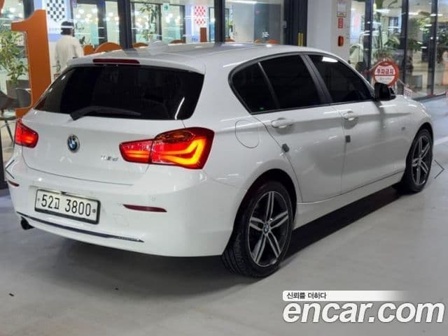 BMW 1 Series 2018 — Фото 4/20