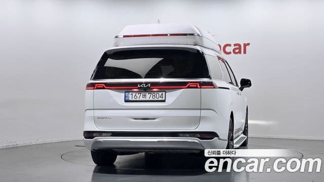 Kia Carnival 2022 — ფოტო 4/20