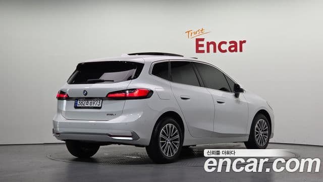 BMW 2 Series Active Tourer 2023 — ფოტო 1/20