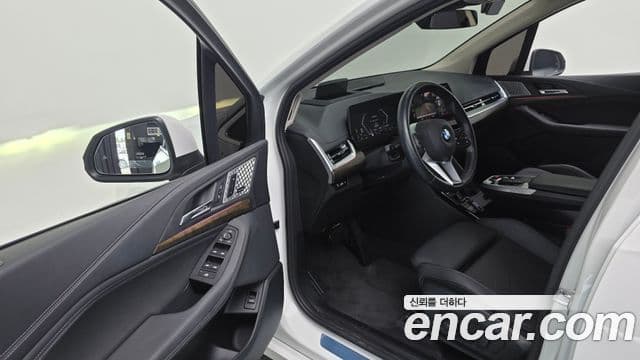 BMW 2 Series Active Tourer 2023 — ფოტო 12/20