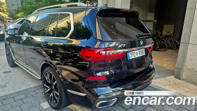 BMW X7 2021 — ფოტო 3/19