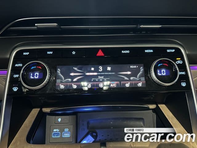Genesis GV80 2022 — Şəkil 11/17