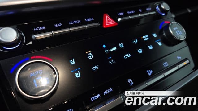 Hyundai Santa Fe 2025 — Şəkil 27/30