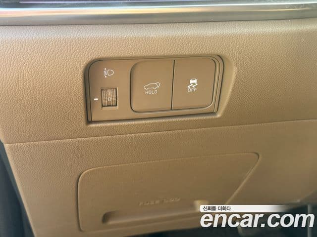 Kia Sorento 2023 — Photo 14/20