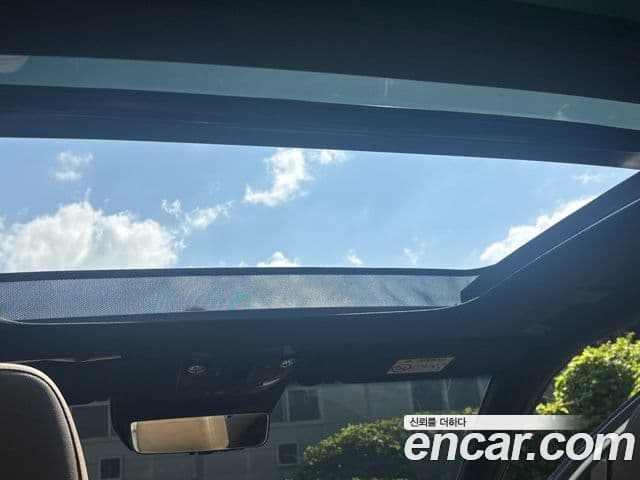 Kia Sorento 2023 — Photo 2/20