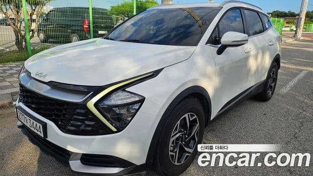 Kia Sportage 2021 — Şəkil 2/16