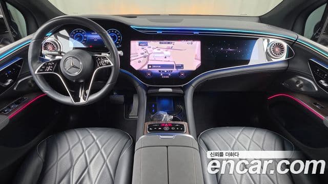 Mercedes-Benz EQS SUV 2023 — Photo 14/33