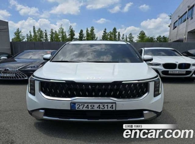 Kia Carnival 2025 — ფოტო 18/18