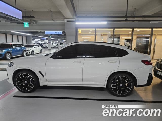 BMW X4 2022 — Şəkil 1/10
