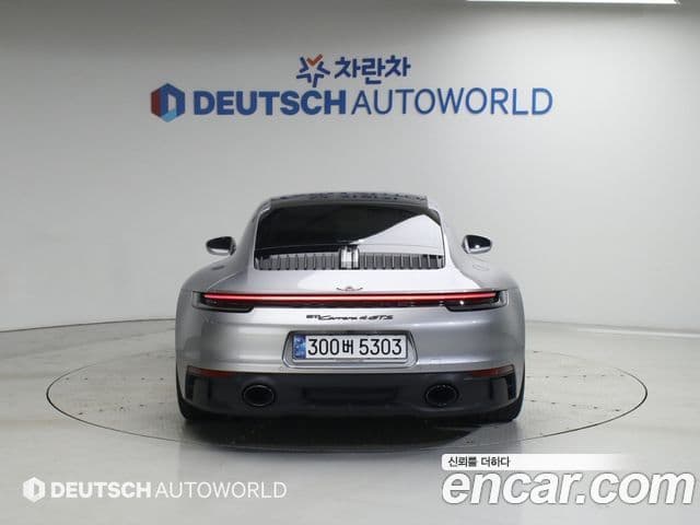 Porsche 911 2024 — ფოტო 4/11