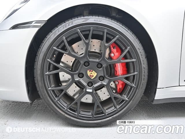 Porsche 911 2024 — ფოტო 5/11