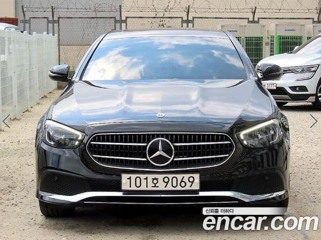 Mercedes-Benz E-Class 2021 — ფოტო 10/20