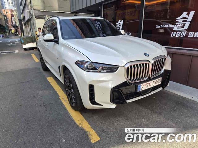 BMW X5 2023 — ფოტო 2/10