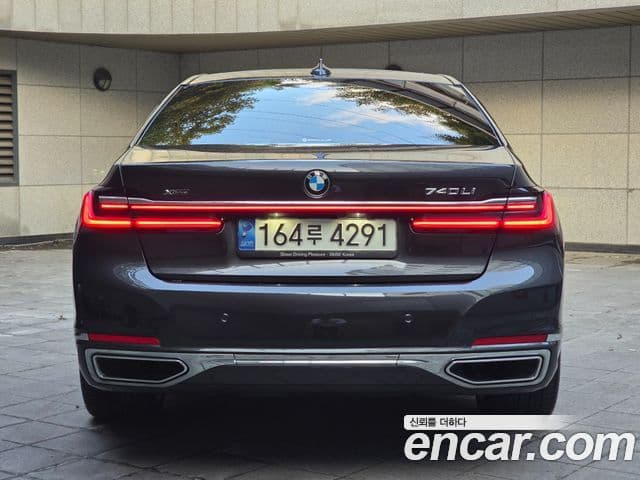 BMW 7 Series 2022 — Şəkil 3/20