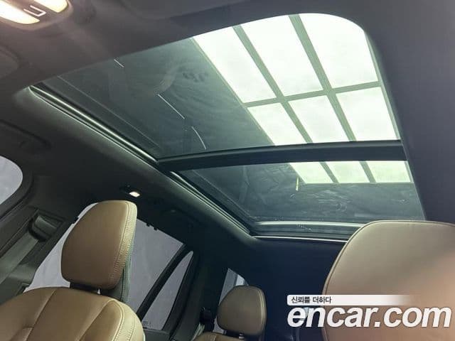 Volvo XC90 2023 — Photo 10/19