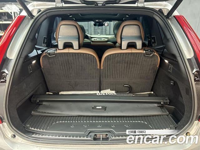 Volvo XC90 2023 — Photo 11/19