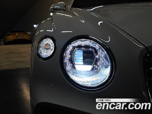 Bentley Continental GT 2023 — фото 8 из 20