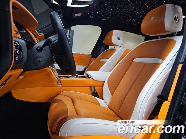 Rolls-Royce Cullinan 2023 — ფოტო 11/20