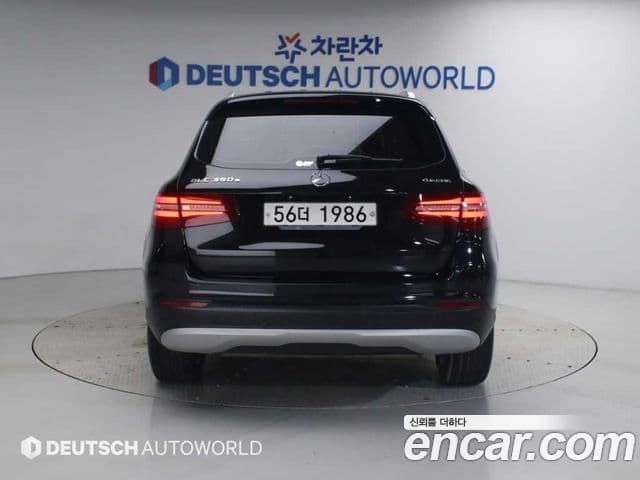 Mercedes-Benz GLC-Class 2018 — Şəkil 3/20