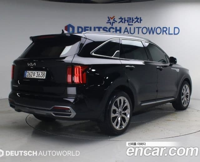 Kia Sorento 2022 — Фото 1/20