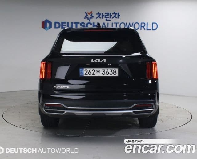 Kia Sorento 2022 — Фото 3/20