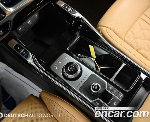 Kia Sorento 2022 — Фото 7/20