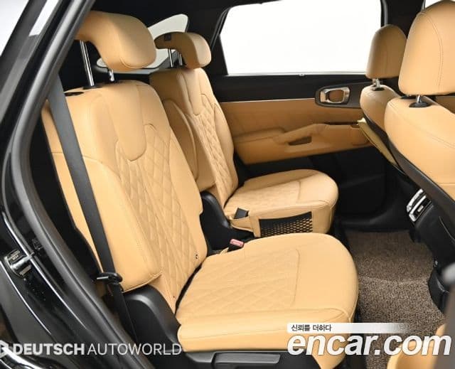 Kia Sorento 2022 — Фото 12/20