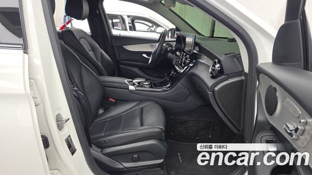 Mercedes-Benz GLC-Class 2018 — Фото 11/20