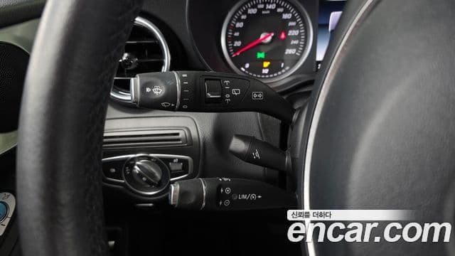 Mercedes-Benz GLC-Class 2018 — Фото 17/20