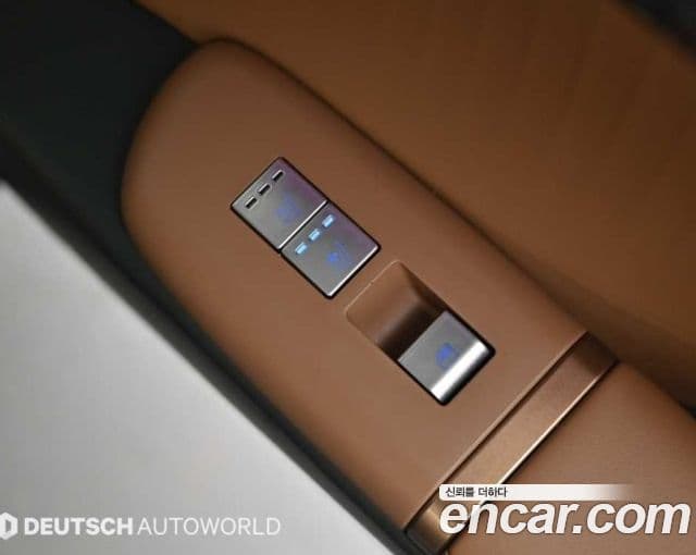 Hyundai Grandeur Hybrid 2023 — ფოტო 12/20