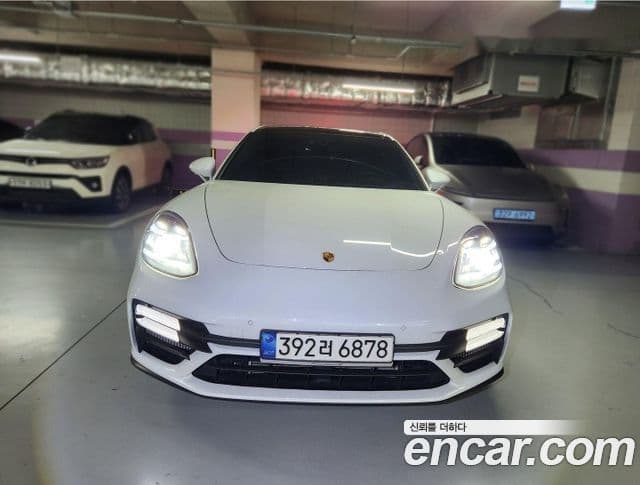 Porsche Panamera 2021 — ფოტო 3/19
