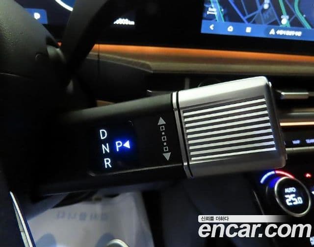 Hyundai Santa Fe 2023 — Şəkil 15/20