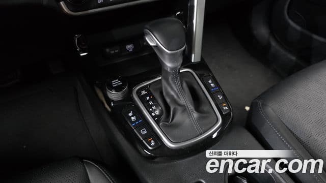 Kia Seltos 2022 — Şəkil 9/20